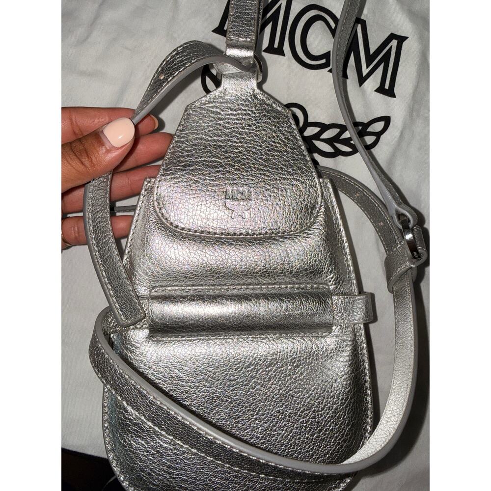 MCM Metallic Calfskin Milano Belt Bag - Silver, Excellent - Picture 4 of 11